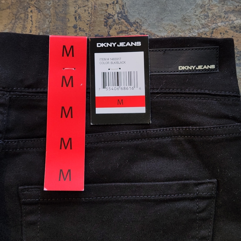 NWT DKNY Black Stretch Shorts (Medium) - Picture 4 of 6